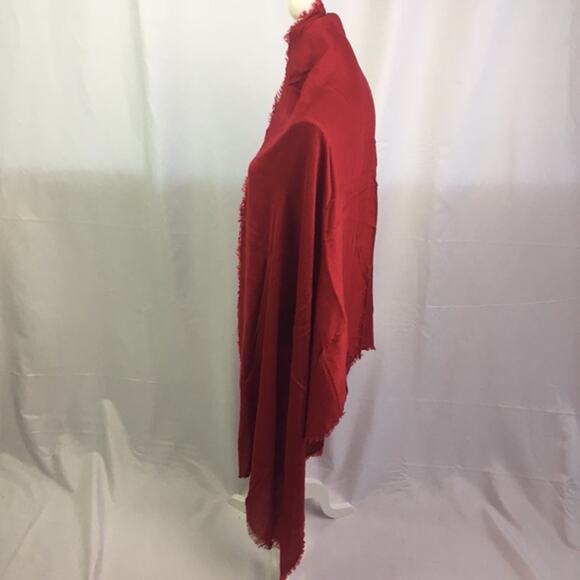 Soft Fringe Scarf Red - Picture 8 of 10